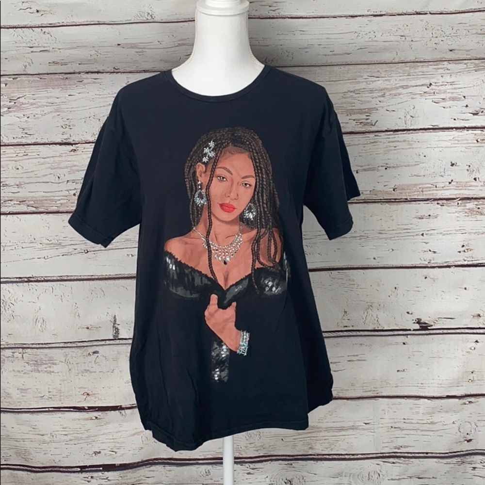 Izzy & Liv Black Unisex Shirt